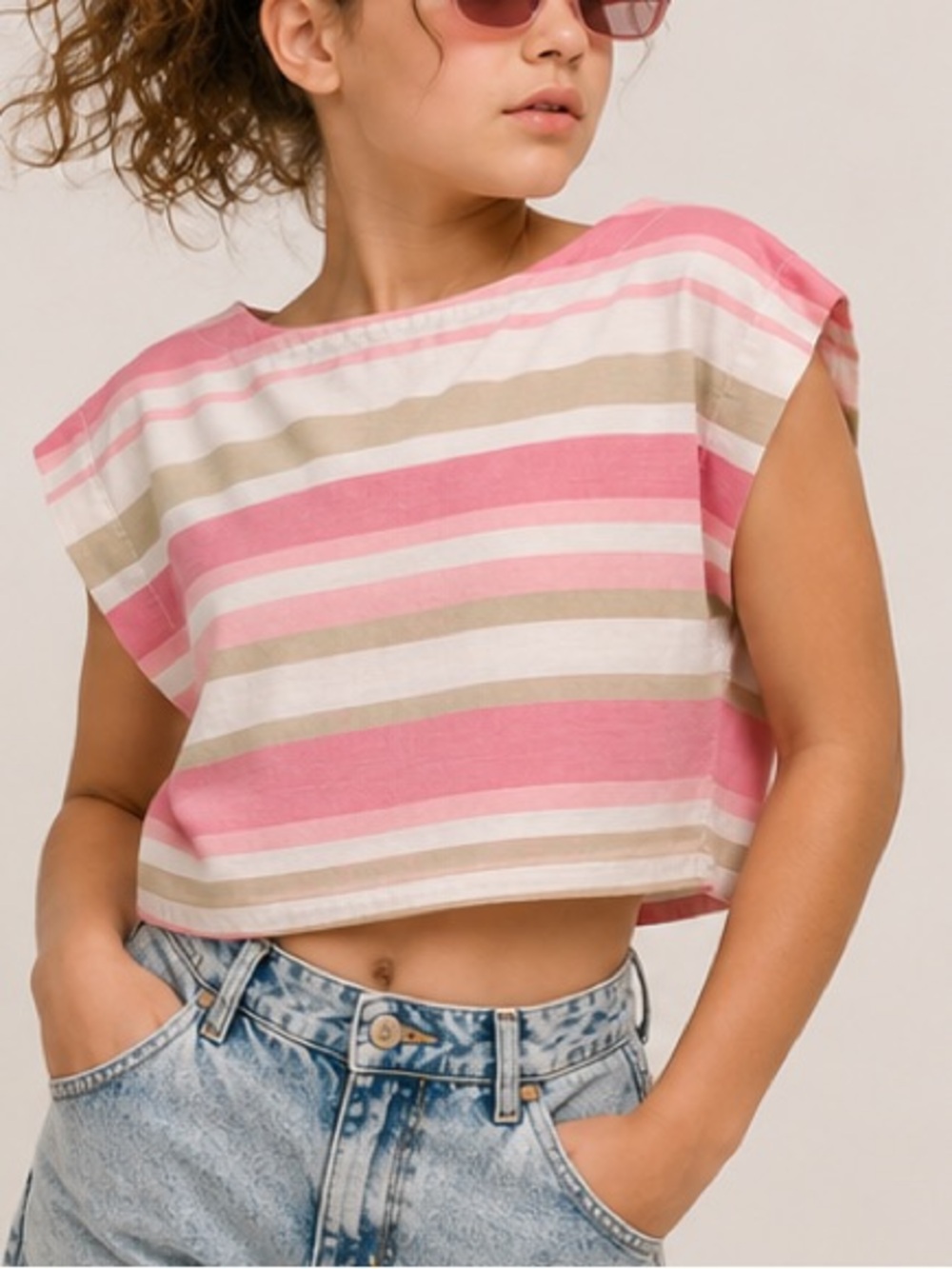 80’s Vintage 🛍 Striped Cotton/Poly Short Sleeve Dolman Crop Top